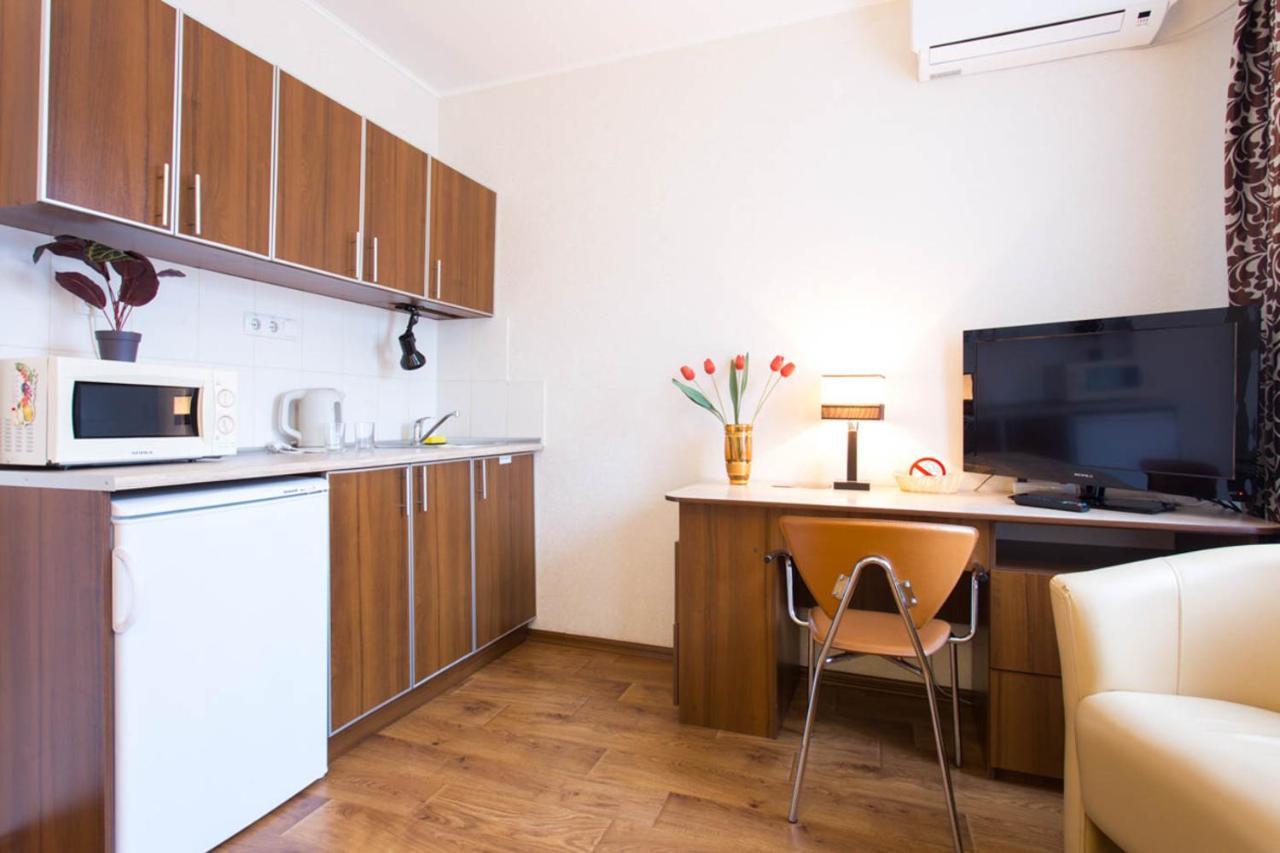 Excellent Studio Apartment In The Center - Kravtsova Lane 13B Kharkiv Exterior photo