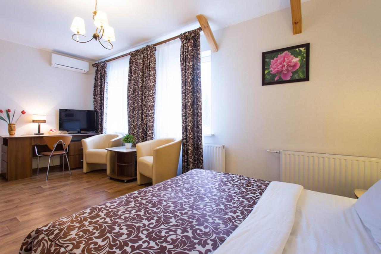 Excellent Studio Apartment In The Center - Kravtsova Lane 13B Kharkiv Exterior photo